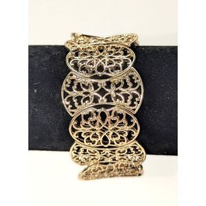 Filigree Gold Tone Stretch Bracelet 7 Inch